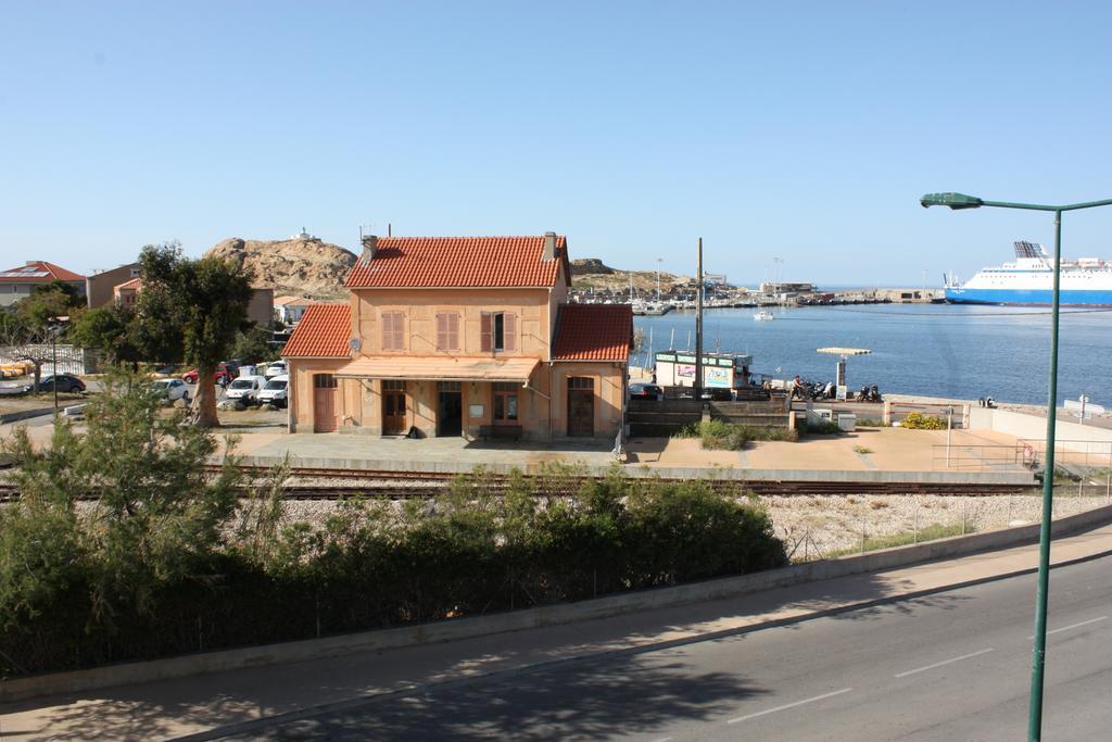 Residence Des Iles LʼÎle-Rousse 外观 照片